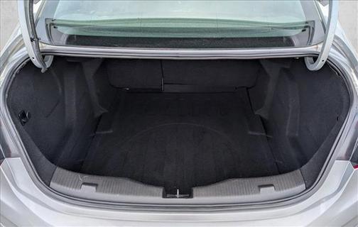 Silver Ice Metallic 2018 Chevrolet Cruze LT