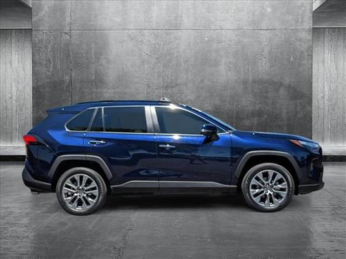 2022 Toyota RAV4 Limited