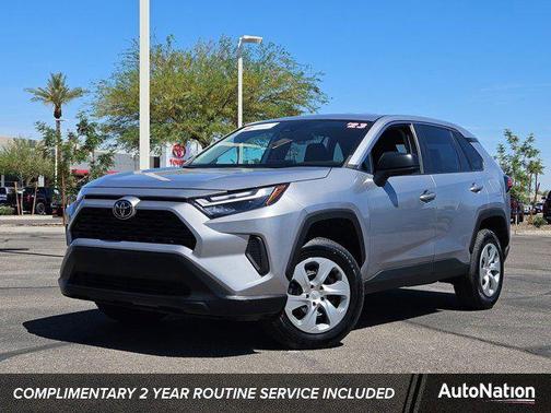 2023 Toyota RAV4 LE