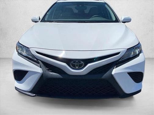 Super White 2020 Toyota Camry SE