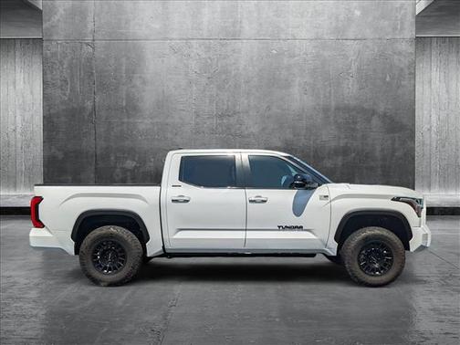 2024 Toyota Tundra Hybrid Limited