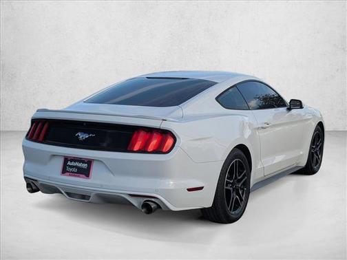 2017 Ford Mustang EcoBoost