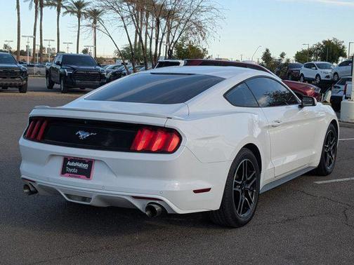 2017 Ford Mustang EcoBoost