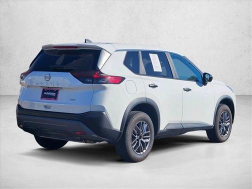 Glacier White 2023 Nissan Rogue S