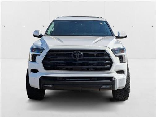 2024 Toyota Sequoia SR5