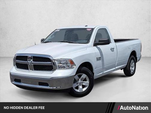 Bright White Clearcoat 2017 RAM 1500 SLT
