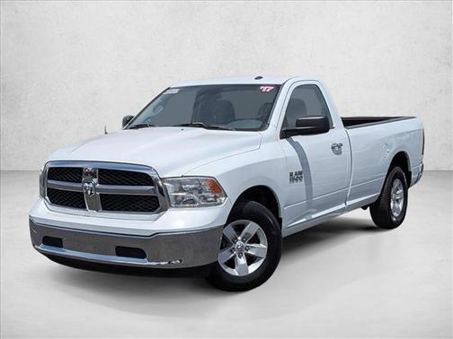 Bright White Clearcoat 2017 RAM 1500 SLT
