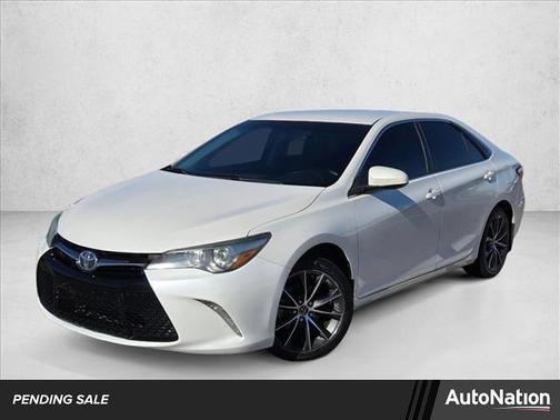 2016 Toyota Camry XSE