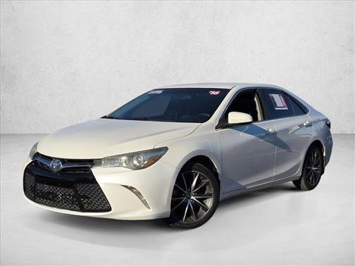 2016 Toyota Camry XSE