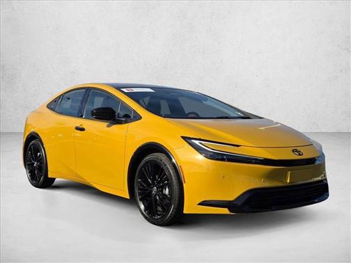 2025 Toyota Prius L