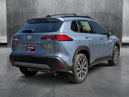 2025 Toyota Corolla Cross XLE