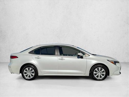 2025 Toyota Corolla Hybrid LE