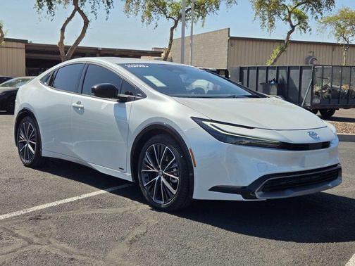 2024 Toyota Prius XLE