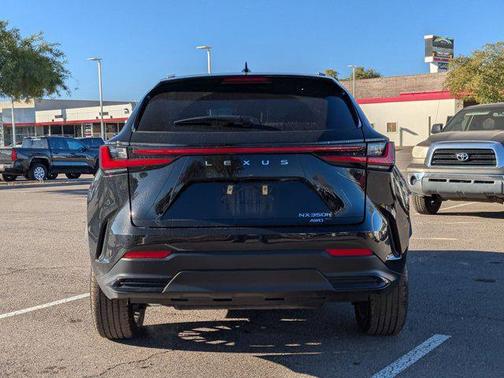 2022 Lexus NX 350h Luxury