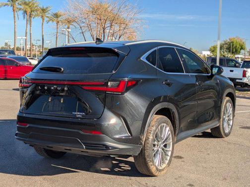 2022 Lexus NX 350h Luxury