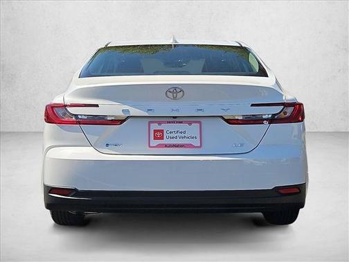 Ice Cap 2026 Toyota Camry LE