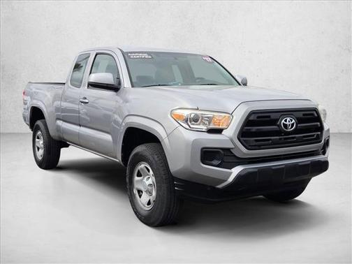 2017 Toyota Tacoma SR