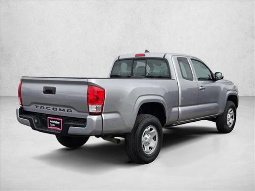 2017 Toyota Tacoma SR