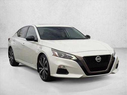 2020 Nissan Altima SR FWD
