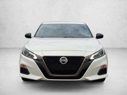 2020 Nissan Altima SR FWD