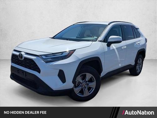 Ice Cap 2024 Toyota RAV4 XLE