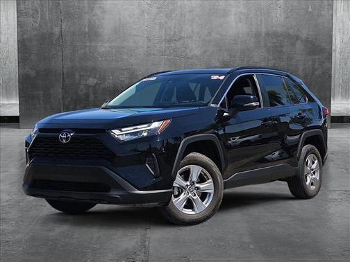 2024 Toyota RAV4 XLE