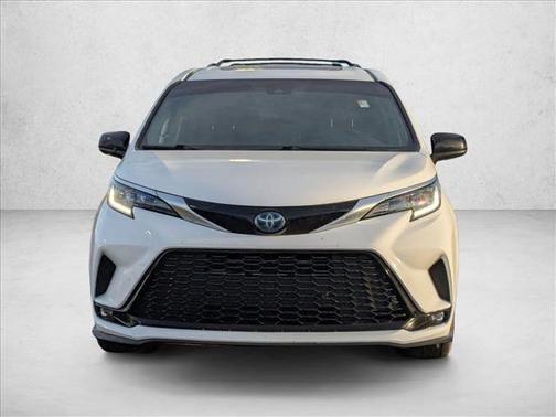 2023 Toyota Sienna XSE 7 Passenger