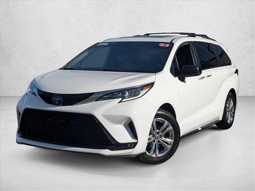 2023 Toyota Sienna XSE 7 Passenger
