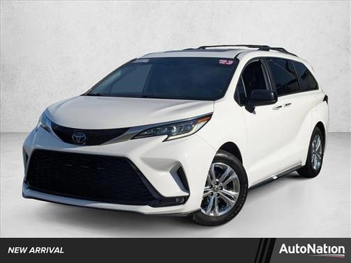 2023 Toyota Sienna XSE 7 Passenger