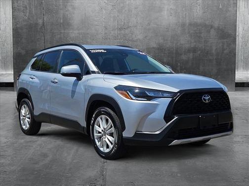 2022 Toyota Corolla Cross LE