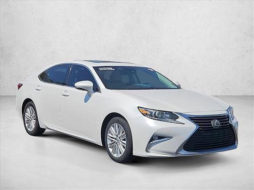 Eminent White Pearl 2017 Lexus ES 350 Base