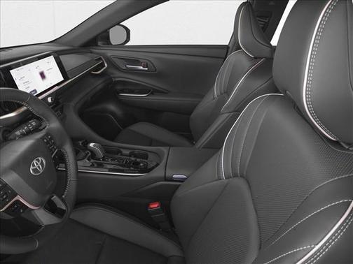 Oxygen White 2026 Toyota Crown Signia XLE