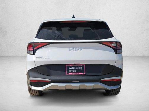 Glacial White Pearl 2024 Kia Sportage EX