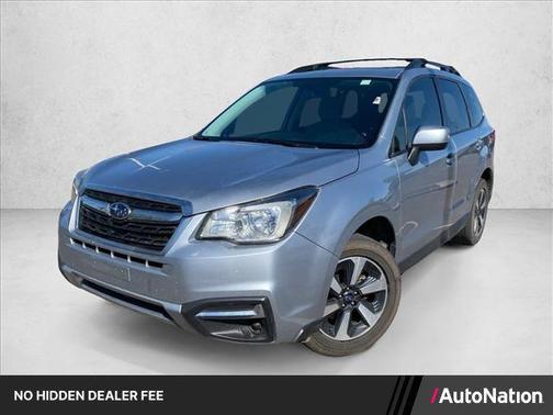 Ice Silver Metallic 2017 Subaru Forester 2.5i Premium