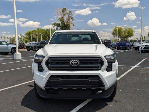 2025 Toyota Tacoma SR