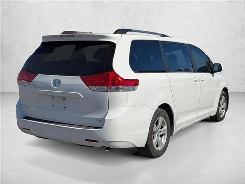 2014 Toyota Sienna LE