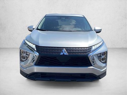 White Diamond 2024 Mitsubishi Eclipse Cross SE