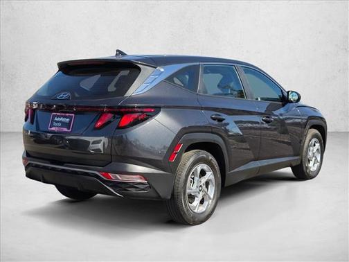 2023 Hyundai TUCSON SE