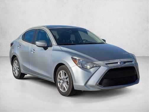 2017 Toyota Yaris iA Base