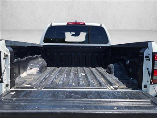 Glacier White 2022 Nissan Frontier S