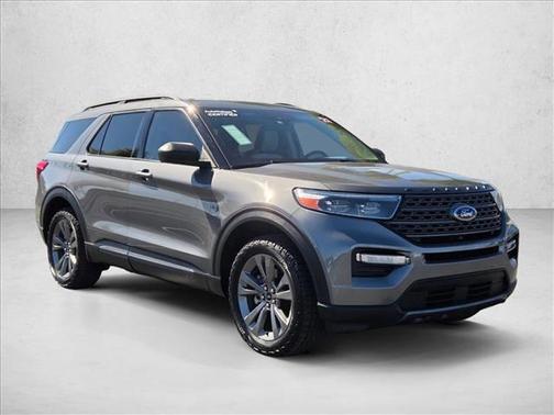 Carbonized Gray Metallic 2021 Ford Explorer XLT