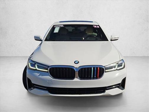 Alpine White 2023 BMW 540 i