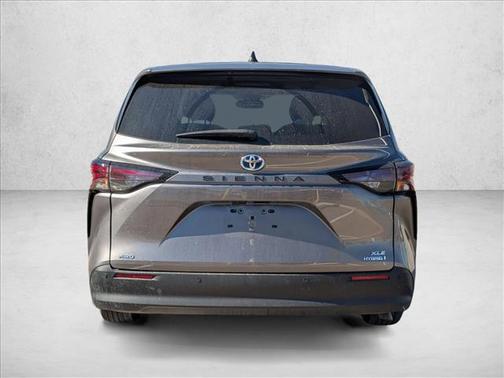 2023 Toyota Sienna XLE 7 Passenger