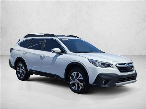 Crystal White Pearl 2022 Subaru Outback Limited