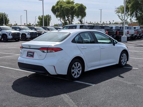 Ice Cap 2023 Toyota Corolla LE