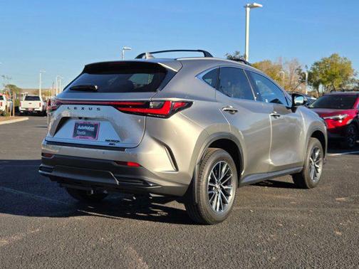 2025 Lexus NX 350h AWD