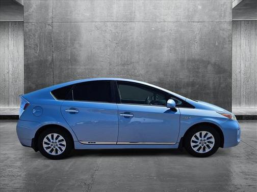 2012 Toyota Prius Plug-in Advanced