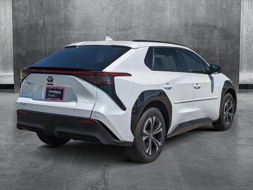 2025 Toyota bZ4X XLE