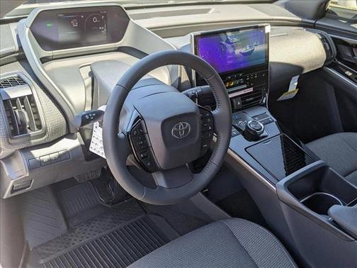 2025 Toyota bZ4X XLE