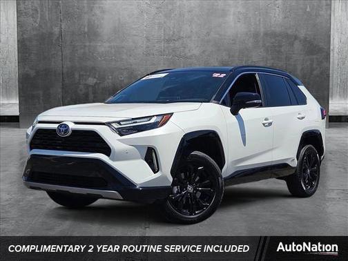 2022 Toyota RAV4 Hybrid SE